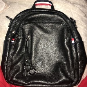 tommy hilfigure leather backpack
